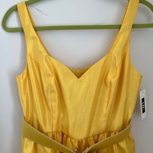 I.N. San Fransico yellow dress size 9 with belt new with tags